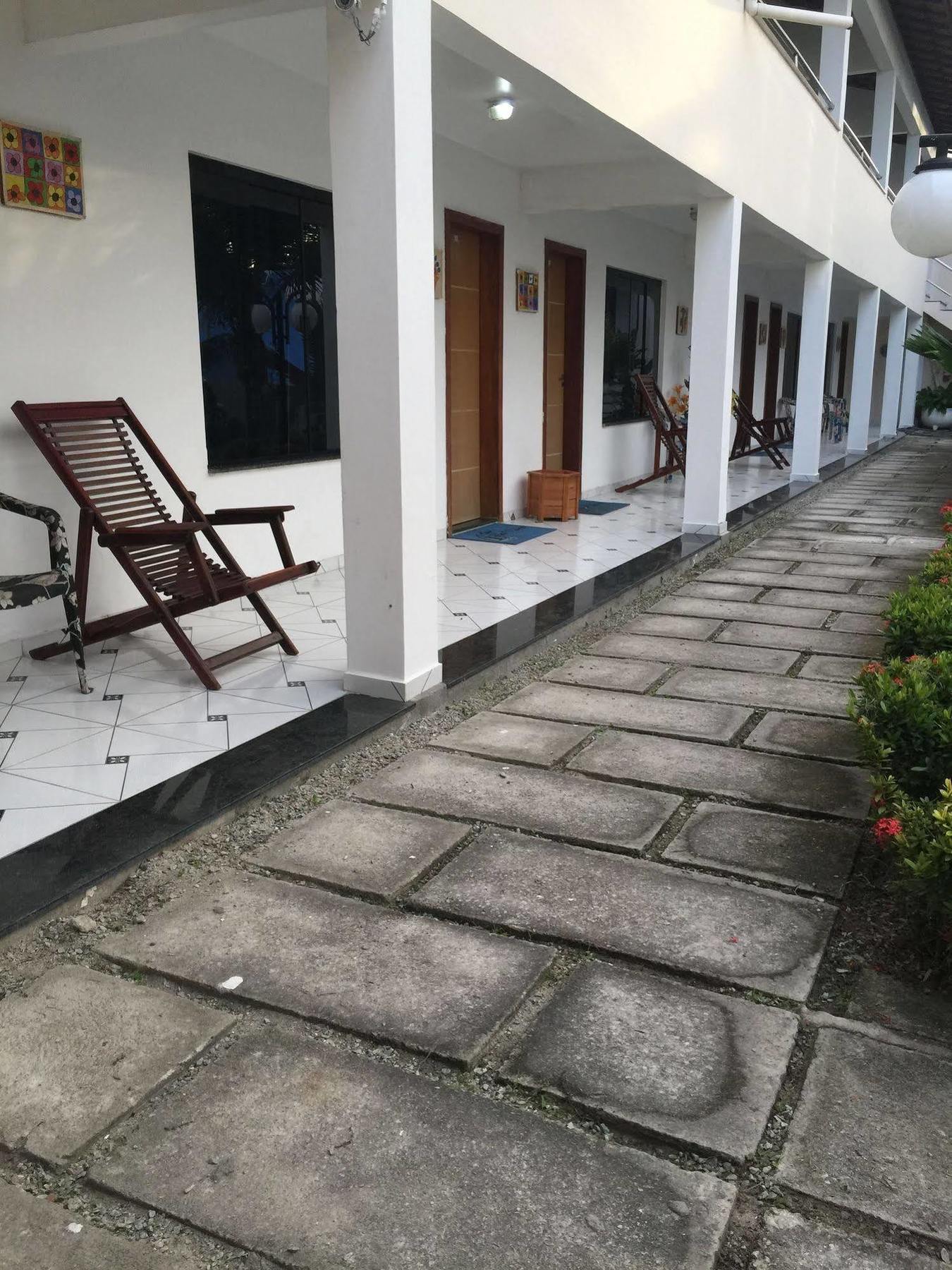 Oyo Apart Hotel Veleiros Santa Cruz Cabrália Exterior foto